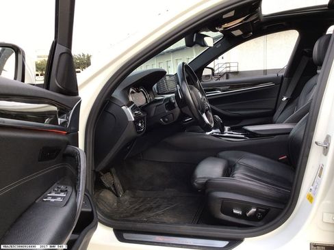 Used 2017 BMW 540i image 12