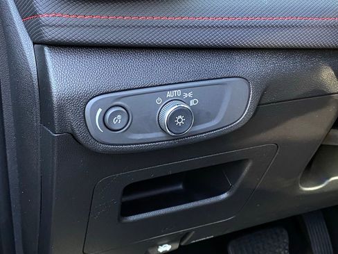 Used 2024 Chevrolet TrailBlazer RS w/ Driver Confidence Package image 13