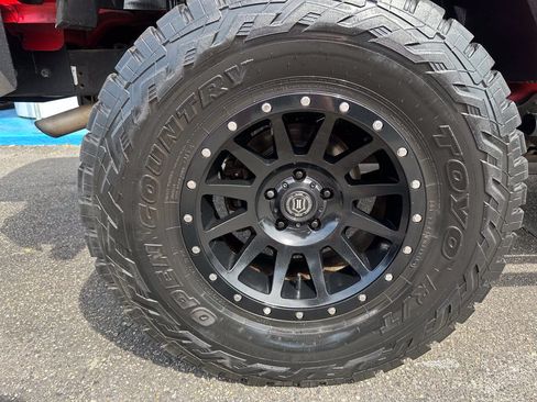 Used 2016 Jeep Wrangler Unlimited Sport AWD/4WD image 16