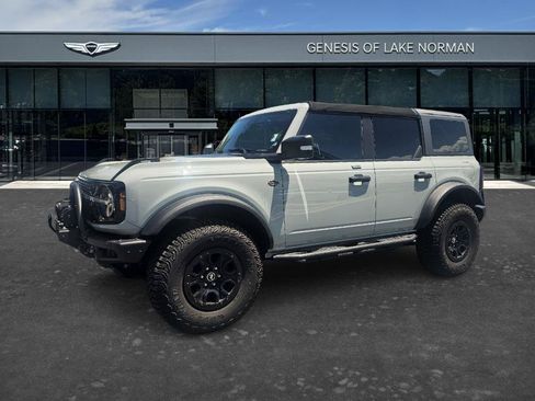 Used 2023 Ford Bronco Wildtrak AWD/4WD image 1