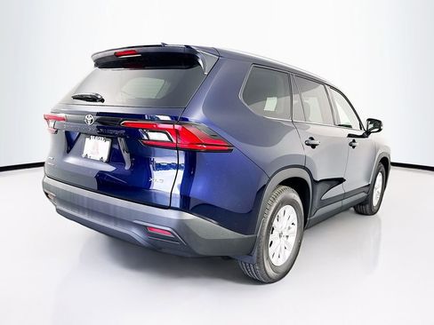 New 2026 Toyota Grand Highlander XLE image 9