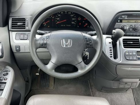 Used 2010 Honda Odyssey EX image 18
