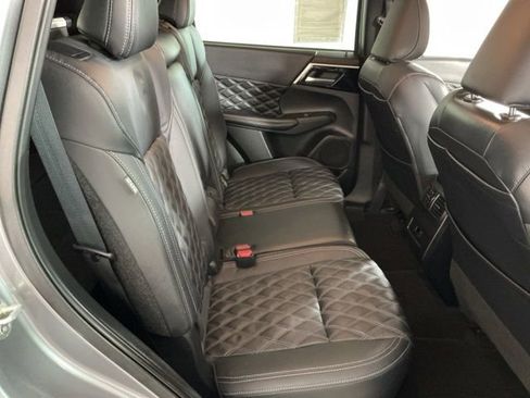 Used 2022 Mitsubishi Outlander SEL AWD/4WD image 7