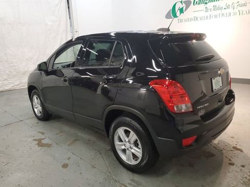 Used 2019 Chevrolet Trax LS AWD/4WD image 4