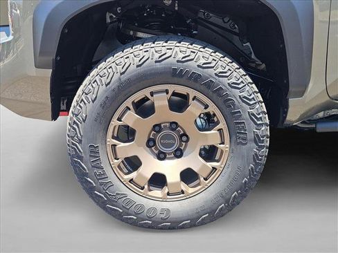 New 2026 Toyota Tacoma 4x4 Double Cab Hybrid image 10