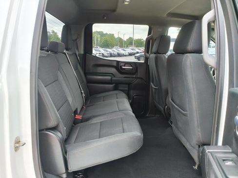 Used 2023 Chevrolet Silverado 1500 Custom AWD/4WD image 9
