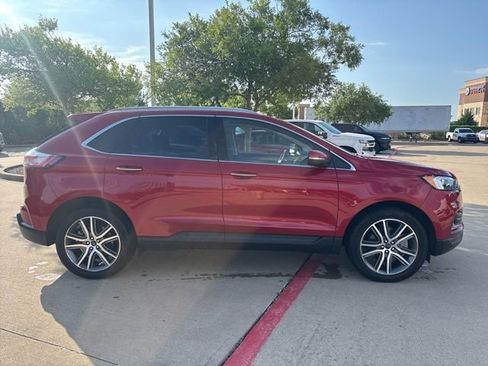 Used 2022 Ford Edge Titanium AWD/4WD image 4
