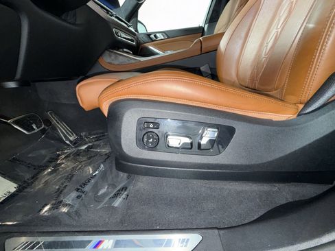 Used 2024 BMW X7 xDrive40i w/ Executive Package image 14