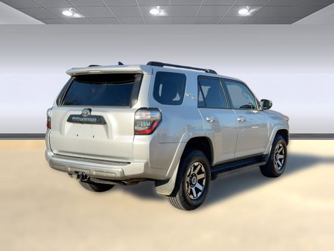 Used 2020 Toyota 4Runner TRD Off Road image 9