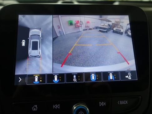 Used 2021 Chevrolet Equinox Premier image 15