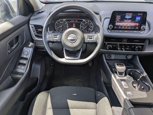 Used 2024 Nissan Rogue S FWD image 16