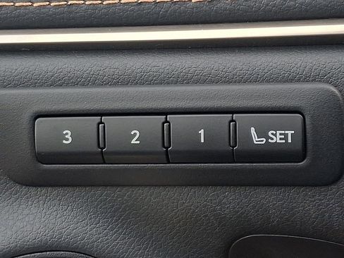 Used 2023 Lexus ES 350 w/ Premium Package image 5