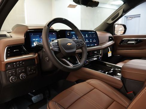 New 2026 Chevrolet Tahoe High Country AWD/4WD image 6