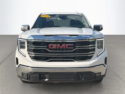 Used 2024 GMC Sierra 1500 SLT AWD/4WD image 9