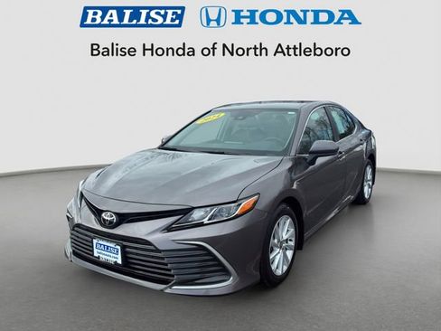 Used 2024 Toyota Camry LE image 1