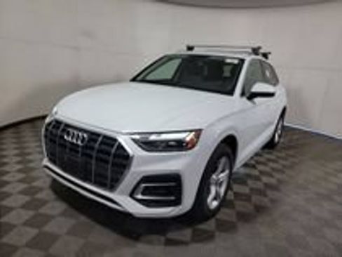 Used 2023 Audi Q5 2.0T Premium w/ Convenience Package AWD/4WD image 16