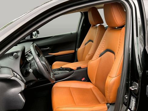 Used 2020 Lexus UX 200 w/ Accessory Package 2 FWD image 8
