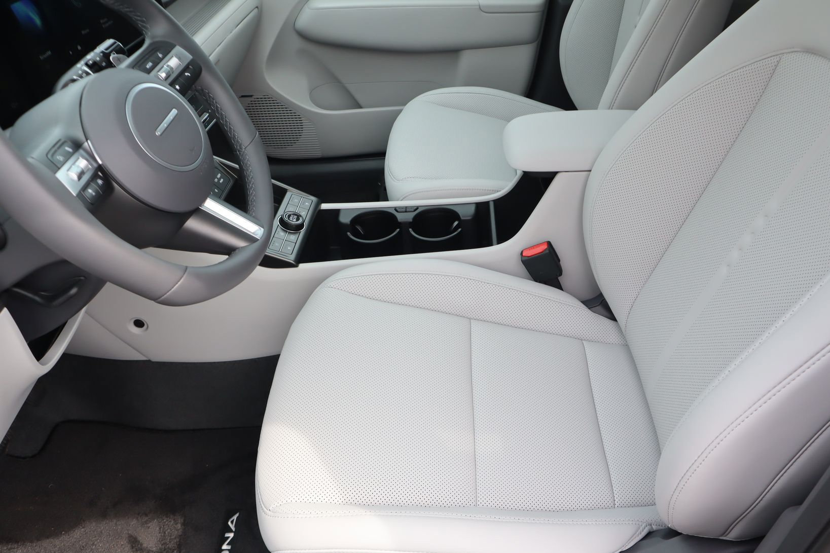 New 2027 Hyundai Kona Limited FWD image 17