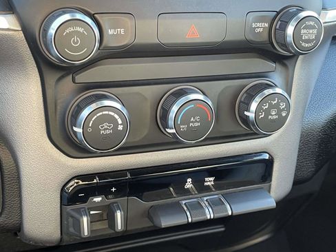 Certified 2024 RAM 2500 Big Horn AWD/4WD image 9