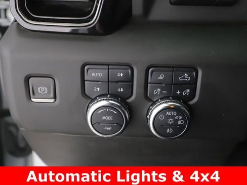Used 2024 GMC Sierra 2500 AT4 w/ AT4 Premium Plus Package AWD/4WD image 22