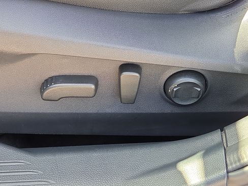 Used 2025 Subaru Outback Wilderness AWD/4WD image 14