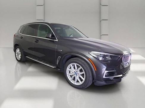 Used 2022 BMW X5 xDrive45e w/ Premium Package AWD/4WD image 53