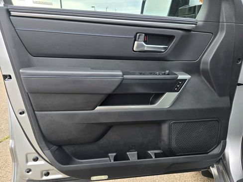 Used 2025 Toyota Sequoia Platinum AWD/4WD image 22