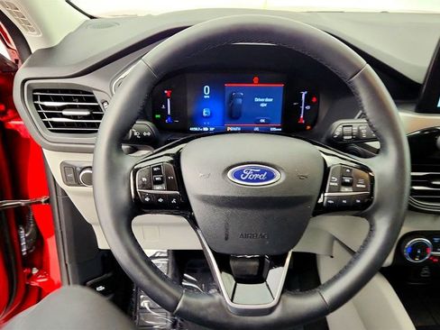 Used 2025 Ford Escape Active w/ Cold Weather Package image 12