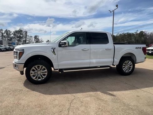 Used 2024 Ford F150 Lariat w/ Tow/Haul Package image 3