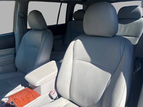 Used 2009 Toyota Highlander Limited FWD image 15