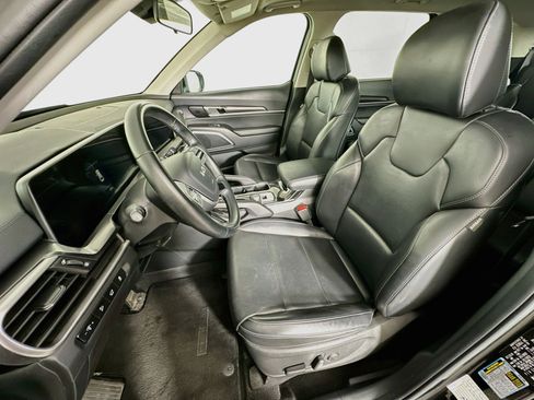 Used 2025 Kia Telluride S AWD/4WD image 13