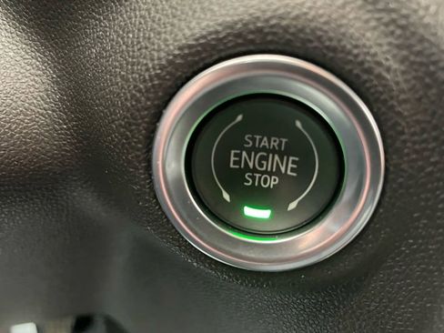 Used 2019 Chevrolet Silverado 1500 RST image 24