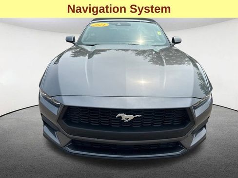 Used 2024 Ford Mustang Premium image 4