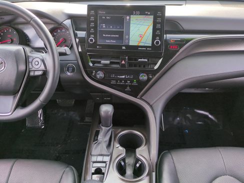 Used 2021 Toyota Camry XSE w/ Navigation Package FWD image 11