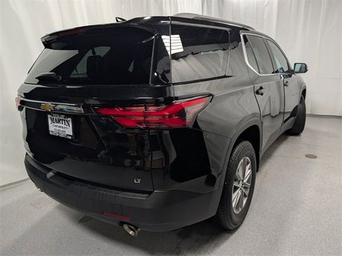 Certified 2023 Chevrolet Traverse LT image 3