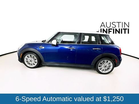 Used 2017 MINI Cooper 4-Door Hardtop FWD image 4