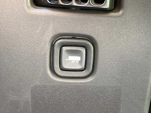 Used 2025 GMC Savana 2500 w/ Driver Convenience Package RWD image 25