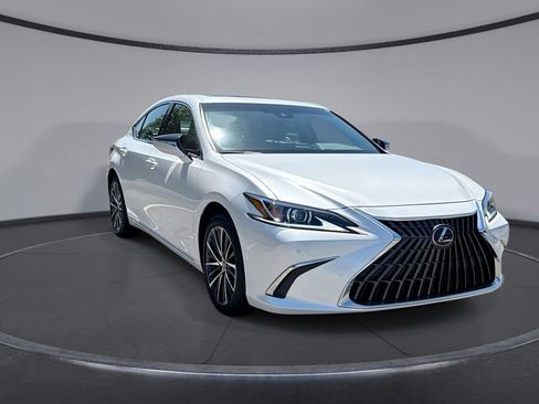 Used 2025 Lexus ES 350 w/ Premium Package FWD image 12