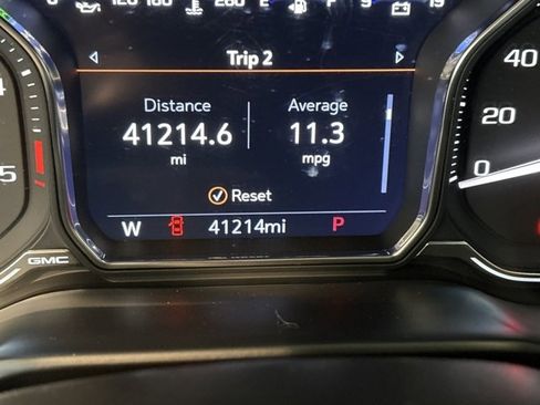 Used 2022 GMC Sierra 3500 Denali image 16