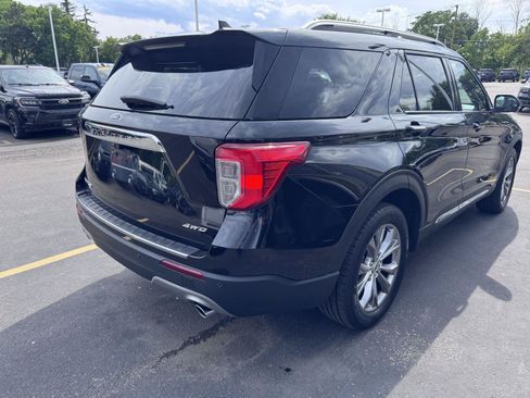 Used 2022 Ford Explorer Limited w/ Equipment Group 301A AWD/4WD image 4