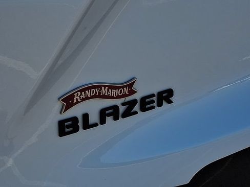 Used 2024 Chevrolet Blazer RS w/ Enhanced Convenience Package FWD image 30