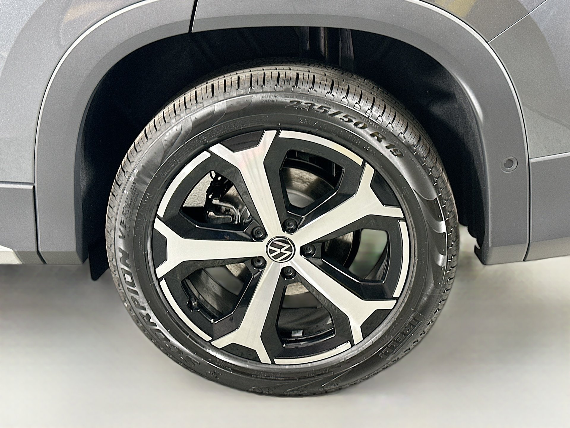 Certified 2026 Volkswagen Tiguan SE AWD/4WD image 29