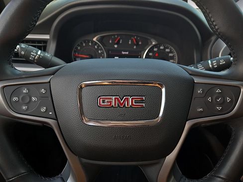 Used 2021 GMC Acadia AT4 w/ Preferred Package AWD/4WD image 19