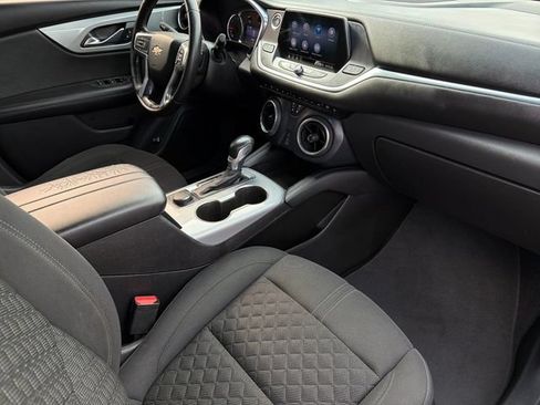 Used 2020 Chevrolet Blazer LT FWD image 17