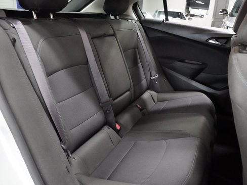 Used 2017 Chevrolet Cruze LT w/ Convenience Package FWD image 28