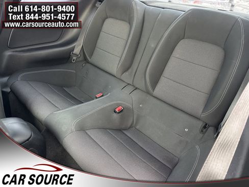 Used 2017 Ford Mustang V6 image 17