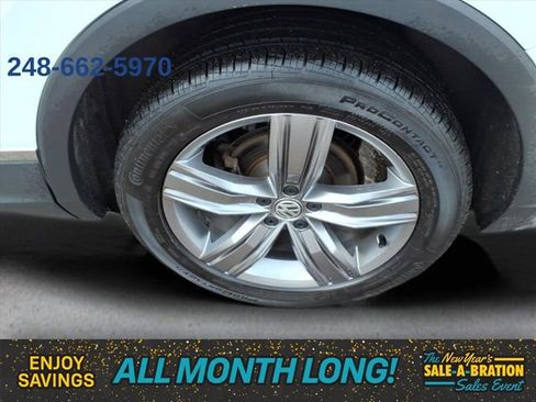 Used 2020 Volkswagen Tiguan SEL image 8