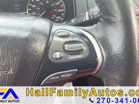 Used 2018 Nissan Pathfinder Platinum w/ Cargo Package FWD image 31