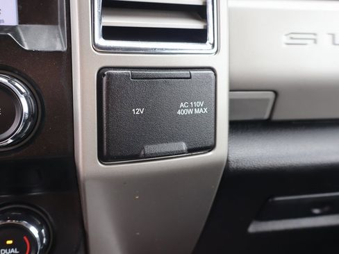 Used 2017 Ford F450 Lariat w/ Tow Technology Bundle image 20