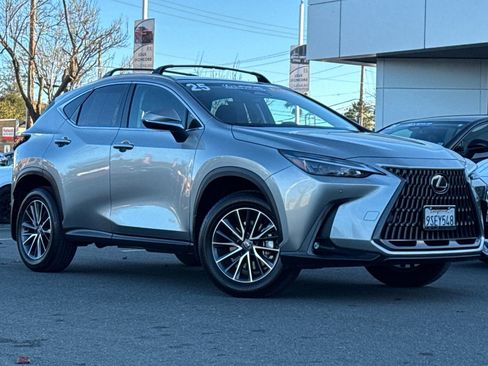 Used 2025 Lexus NX 350h AWD w/ Premium Package image 2